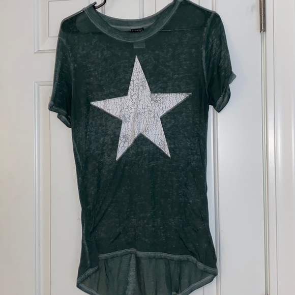 Star tshirt - Picture 1 of 2